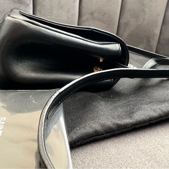 Yves Saint Laurent Envelope Crossbody Bag - Picture 7 of 17